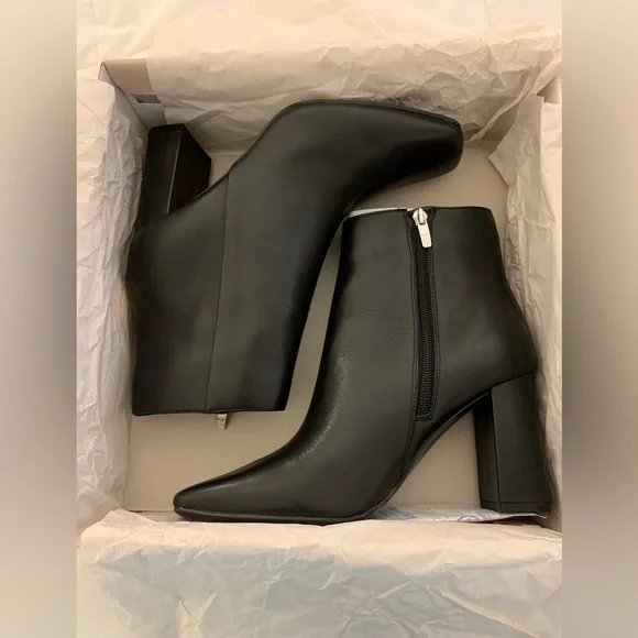 Marc Fisher Black Ankle Boots NEW IN BOX! 9 1/2, never worn, 4 inch heel. - Picture 10 of 15